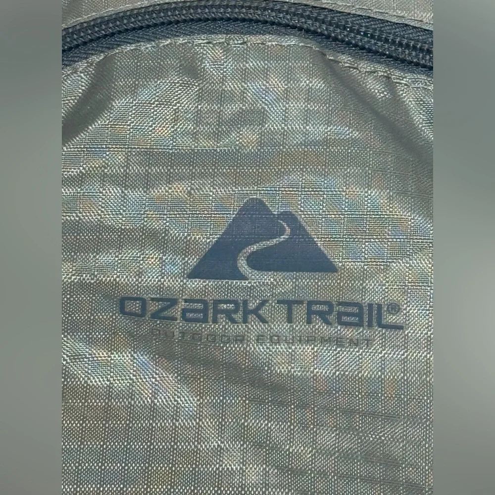 Ozark Trail Blue and Gray Hydration Backpack